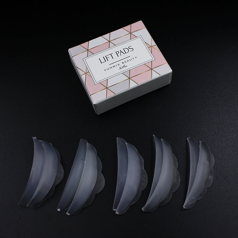 Professional Lash Lift Kit – Perm, Lift & Growth Serum Included